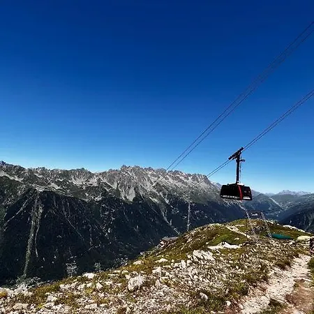 De Charme Au Pied De L'aiguille Midi Chamonix Mont Blanc